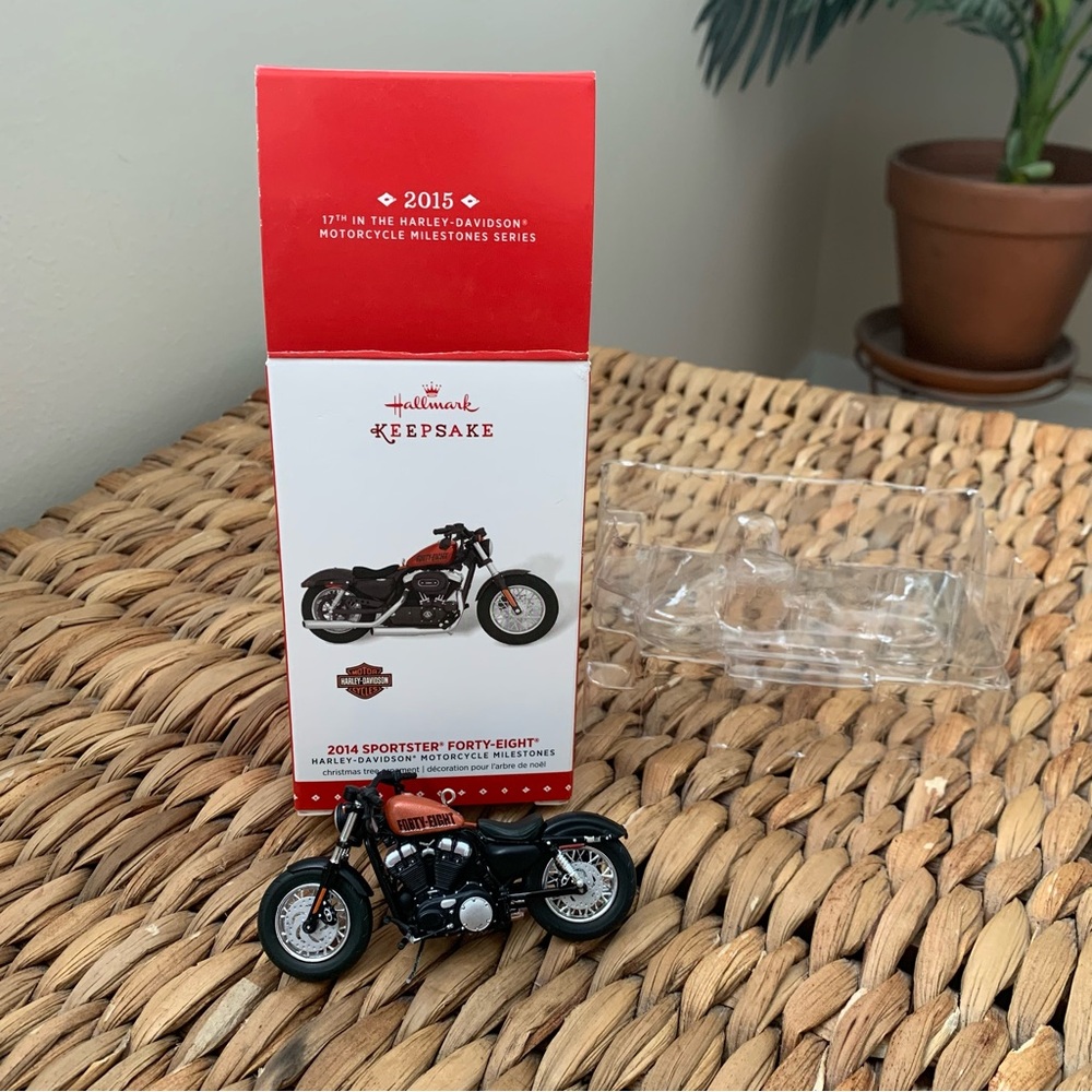 2015 Hallmark Keepsake Ornament - 2014 Sportster Forty-Eight Harley Davidson